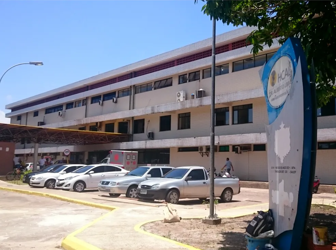 Fachada do Hospital de Clínicas Alberto Lima